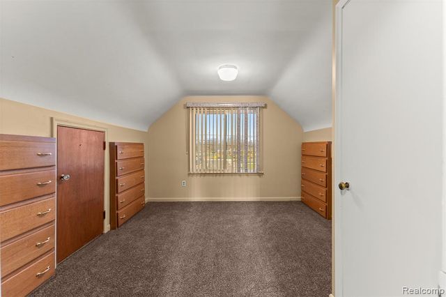 4903 Bedford Street, Dearborn Heights, MI 48125