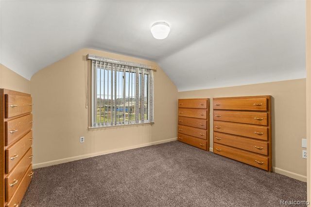 4903 Bedford Street, Dearborn Heights, MI 48125