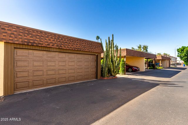 3033 N 39TH Street 4, Phoenix, AZ 85018