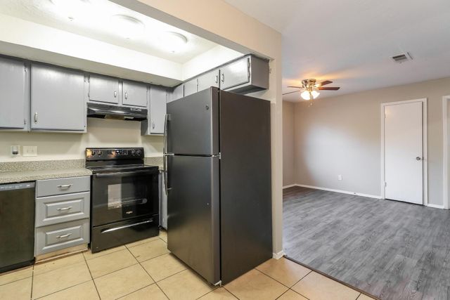 4439 Algernon Drive, Spring, TX 77373