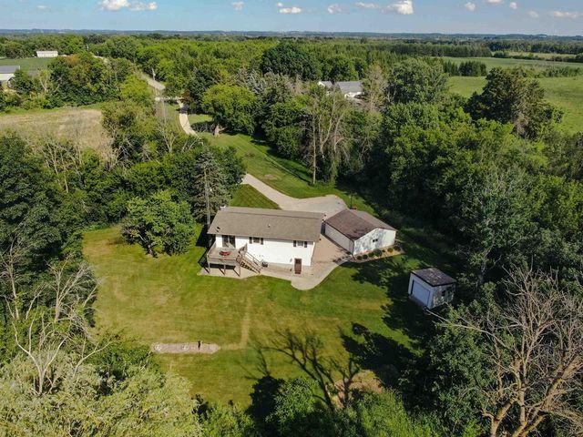 W8107 W CLARK ROAD, Oakfield, WI 53065