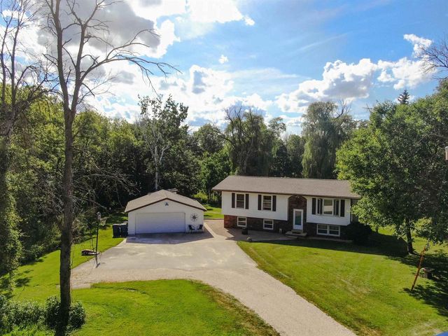 W8107 W CLARK ROAD, Oakfield, WI 53065