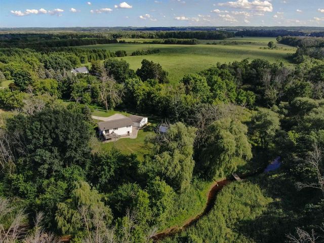 W8107 W CLARK ROAD, Oakfield, WI 53065