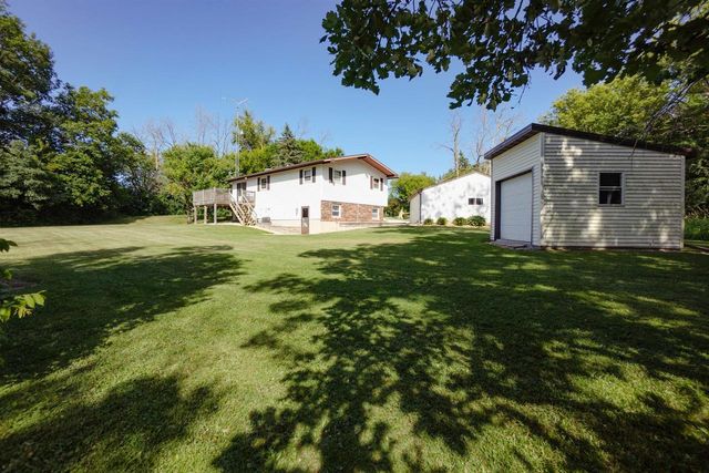 W8107 W CLARK ROAD, Oakfield, WI 53065