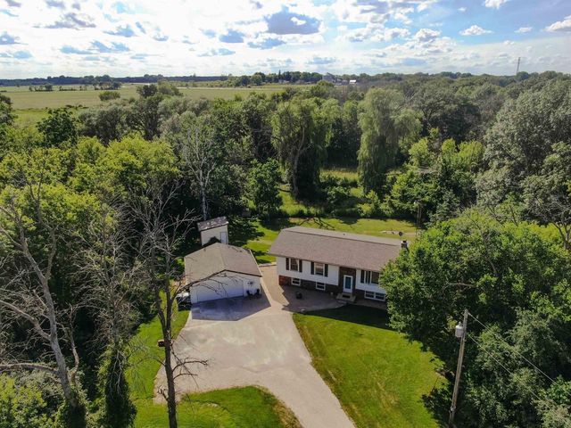 W8107 W CLARK ROAD, Oakfield, WI 53065