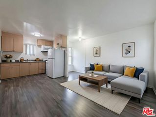 1211 W 28th Street 10, Los Angeles, CA 90007