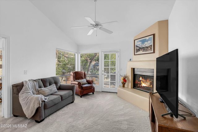 7601 N Calle Sin Envidia Apt 48, Tucson, AZ 85718