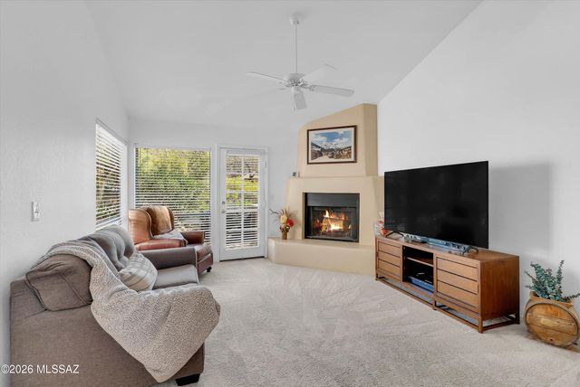 7601 N Calle Sin Envidia Apt 48, Tucson, AZ 85718