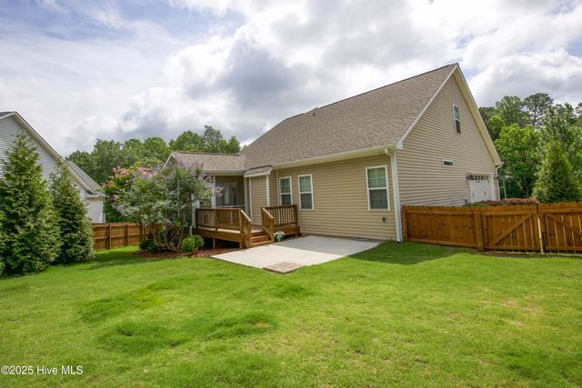 25 Forrest Drive, Pinehurst, NC 28374