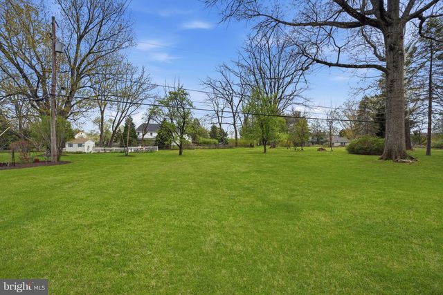 1312 HARRIS RD, Dresher, PA 19025