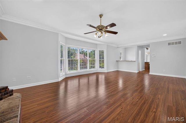 6320 Christopher Winds Court, Oakville, MO 63129