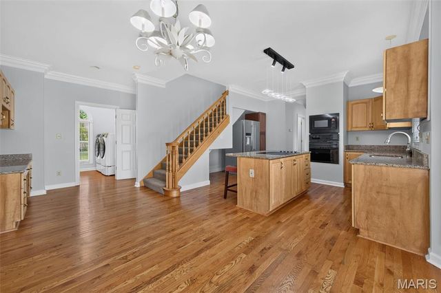 6320 Christopher Winds Court, Oakville, MO 63129
