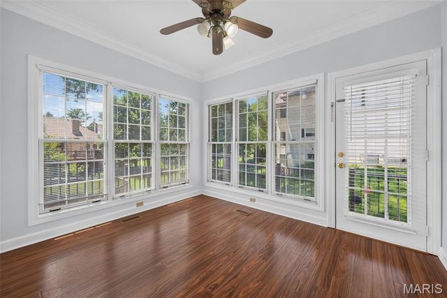 6320 Christopher Winds Court, Oakville, MO 63129