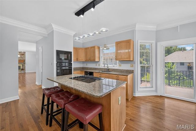 6320 Christopher Winds Court, Oakville, MO 63129
