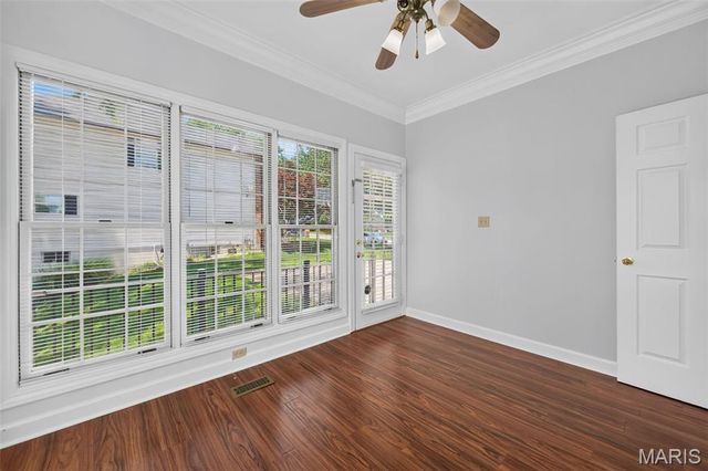 6320 Christopher Winds Court, Oakville, MO 63129