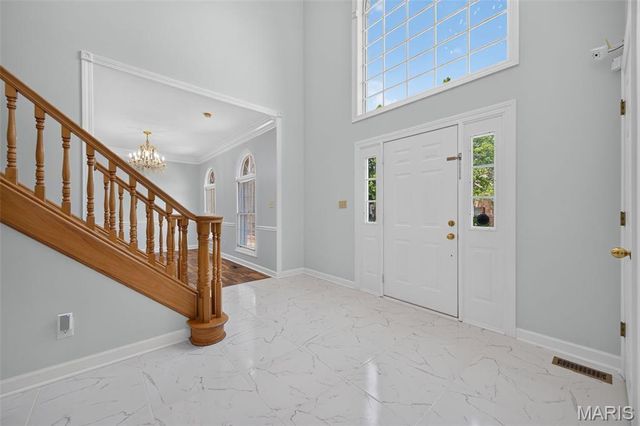 6320 Christopher Winds Court, Oakville, MO 63129