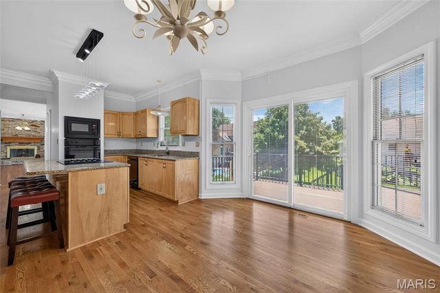 6320 Christopher Winds Court, Oakville, MO 63129