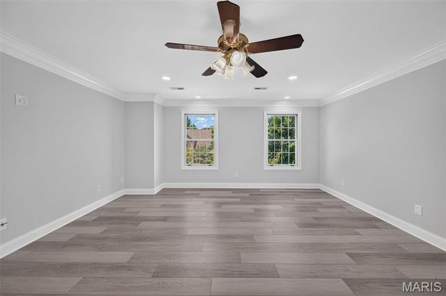 6320 Christopher Winds Court, Oakville, MO 63129
