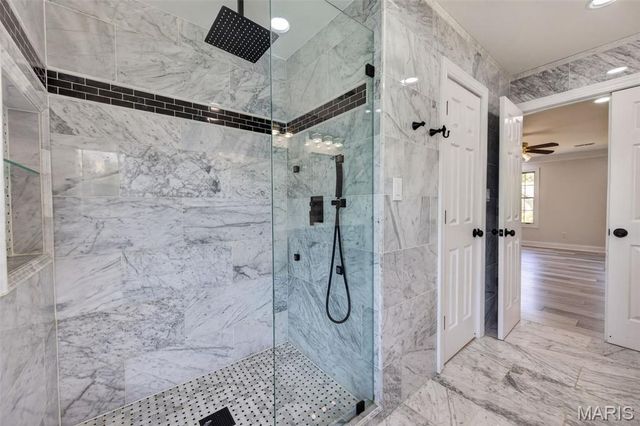 6320 Christopher Winds Court, Oakville, MO 63129