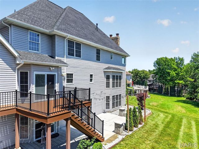 6320 Christopher Winds Court, Oakville, MO 63129