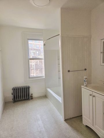 111 Chandler Street 4, Boston, MA 02116