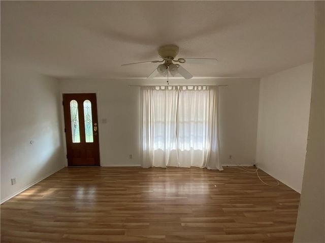 8311 Hathaway DR B, Austin, TX 78757