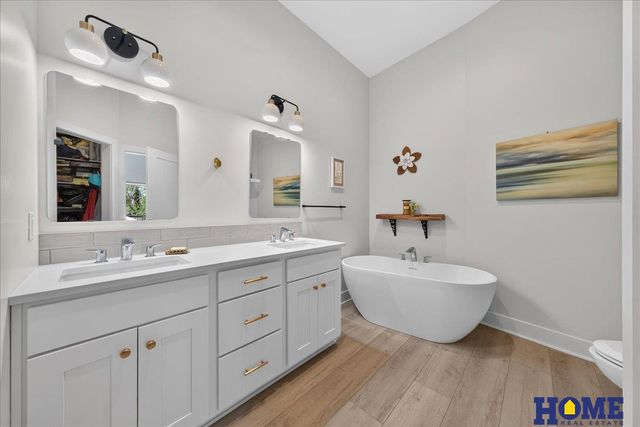 8440 Raven Drive, Louisville, NE 68037