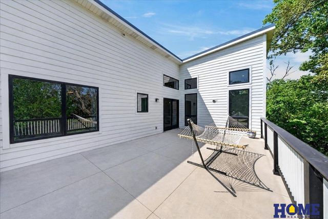 8440 Raven Drive, Louisville, NE 68037