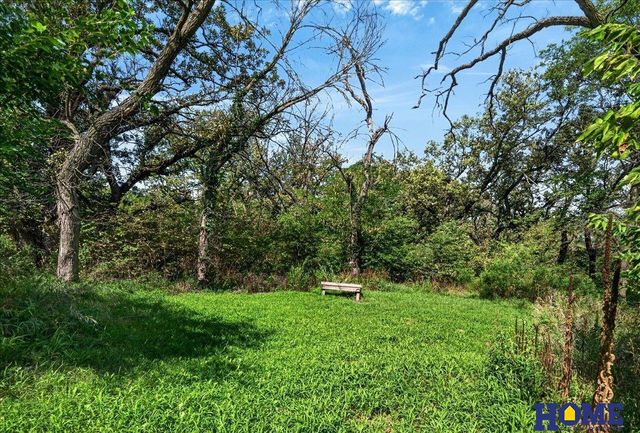8440 Raven Drive, Louisville, NE 68037