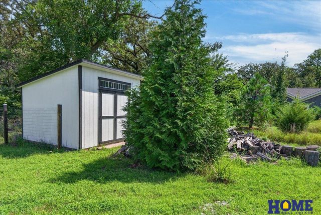 8440 Raven Drive, Louisville, NE 68037
