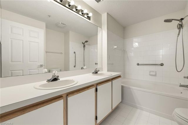 6401 Aragon WAY 204, Fort Myers, FL 33966