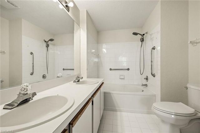 6401 Aragon WAY 204, Fort Myers, FL 33966