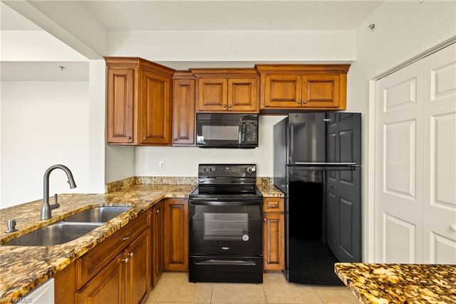 6401 Aragon WAY 204, Fort Myers, FL 33966