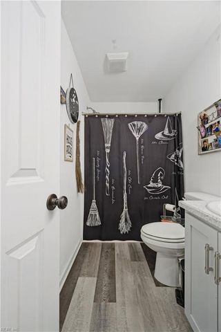 4568 Johns Point RD, Gloucester, VA 23061