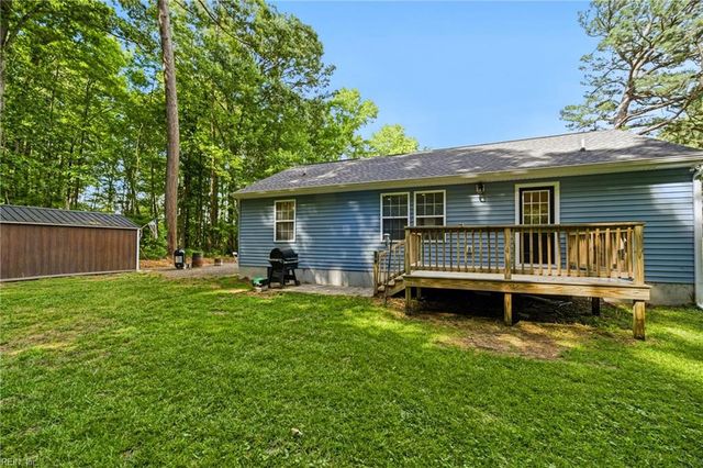 4568 Johns Point RD, Gloucester, VA 23061