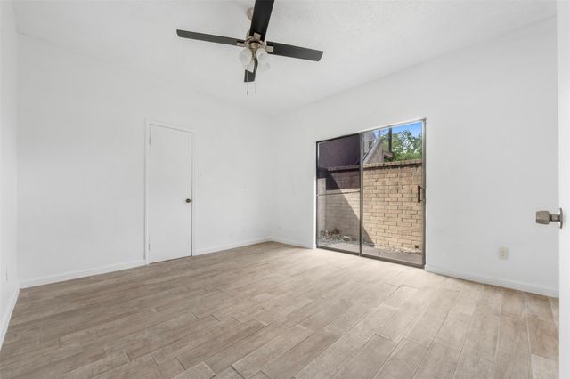 8253 Sands Point Drive 165, Houston, TX 77036