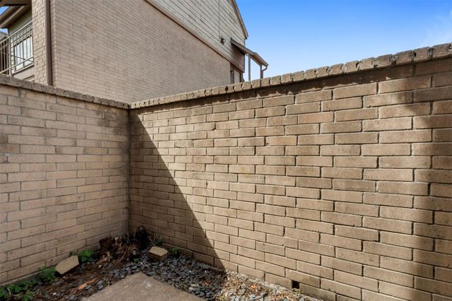 8253 Sands Point Drive 165, Houston, TX 77036