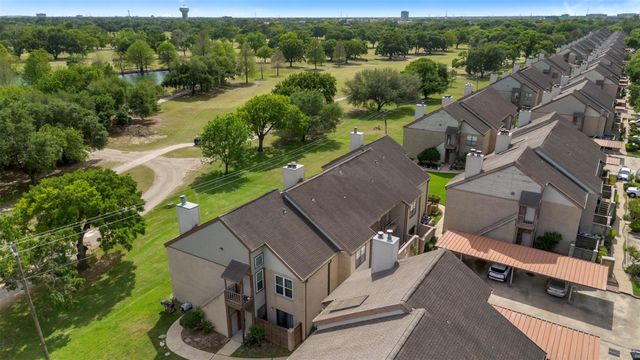 8253 Sands Point Drive 165, Houston, TX 77036