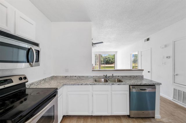 8253 Sands Point Drive 165, Houston, TX 77036