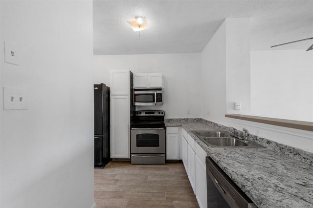 8253 Sands Point Drive 165, Houston, TX 77036