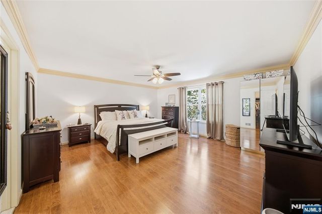 18 Metro Vista Drive, Hawthorne, NJ 07506