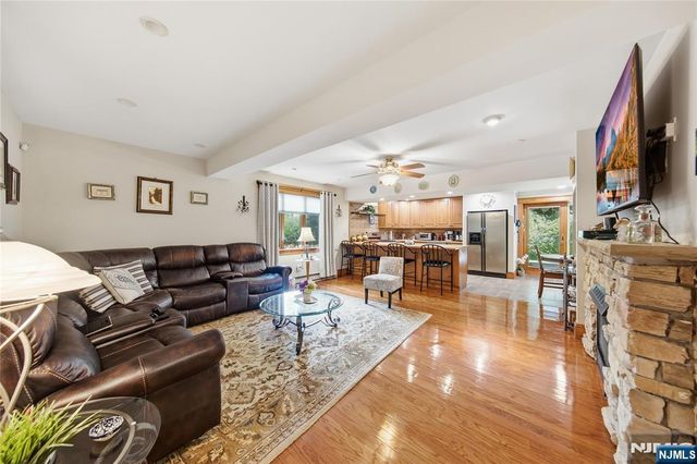 18 Metro Vista Drive, Hawthorne, NJ 07506