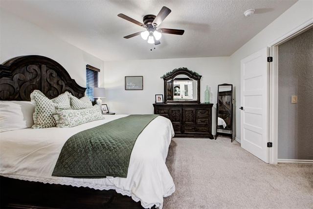 301 Little Chisholm Circle, Edmond, OK 73012