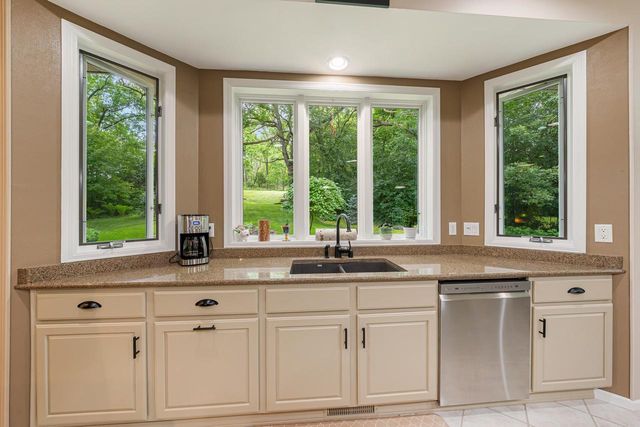 8405 RIDGEVIEW COURT, Larsen, WI 54947