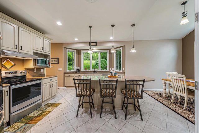 8405 RIDGEVIEW COURT, Larsen, WI 54947