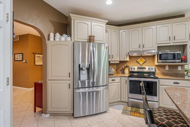 8405 RIDGEVIEW COURT, Larsen, WI 54947