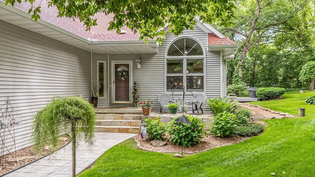 8405 RIDGEVIEW COURT, Larsen, WI 54947