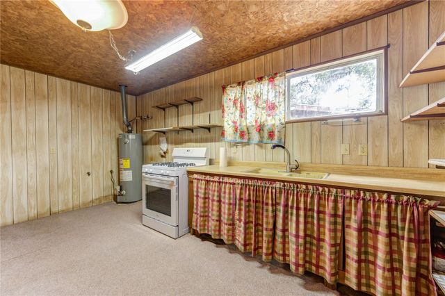 4704 1st Street, Bacliff, TX 77518