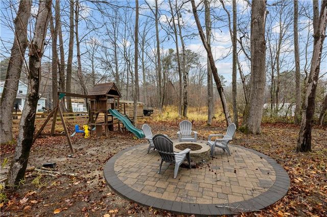 3972 Pughsville RD, Suffolk, VA 23435