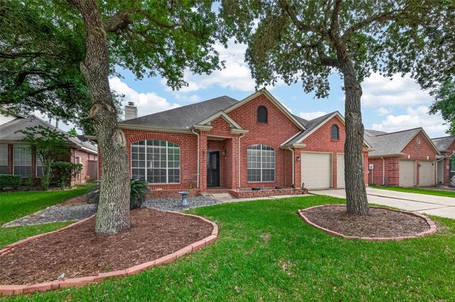 1815 Glen Oak Court, Sugar Land, TX 77479